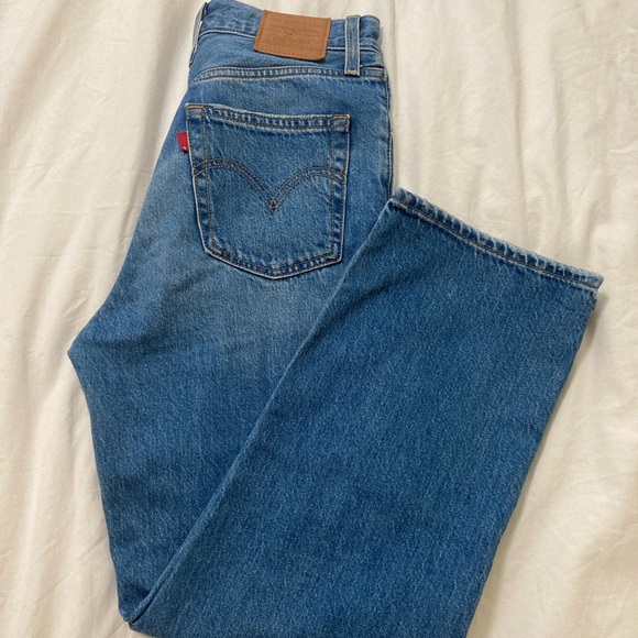 Levi’s Ribcage Straight 26W 27L. - Picture 3 of 4